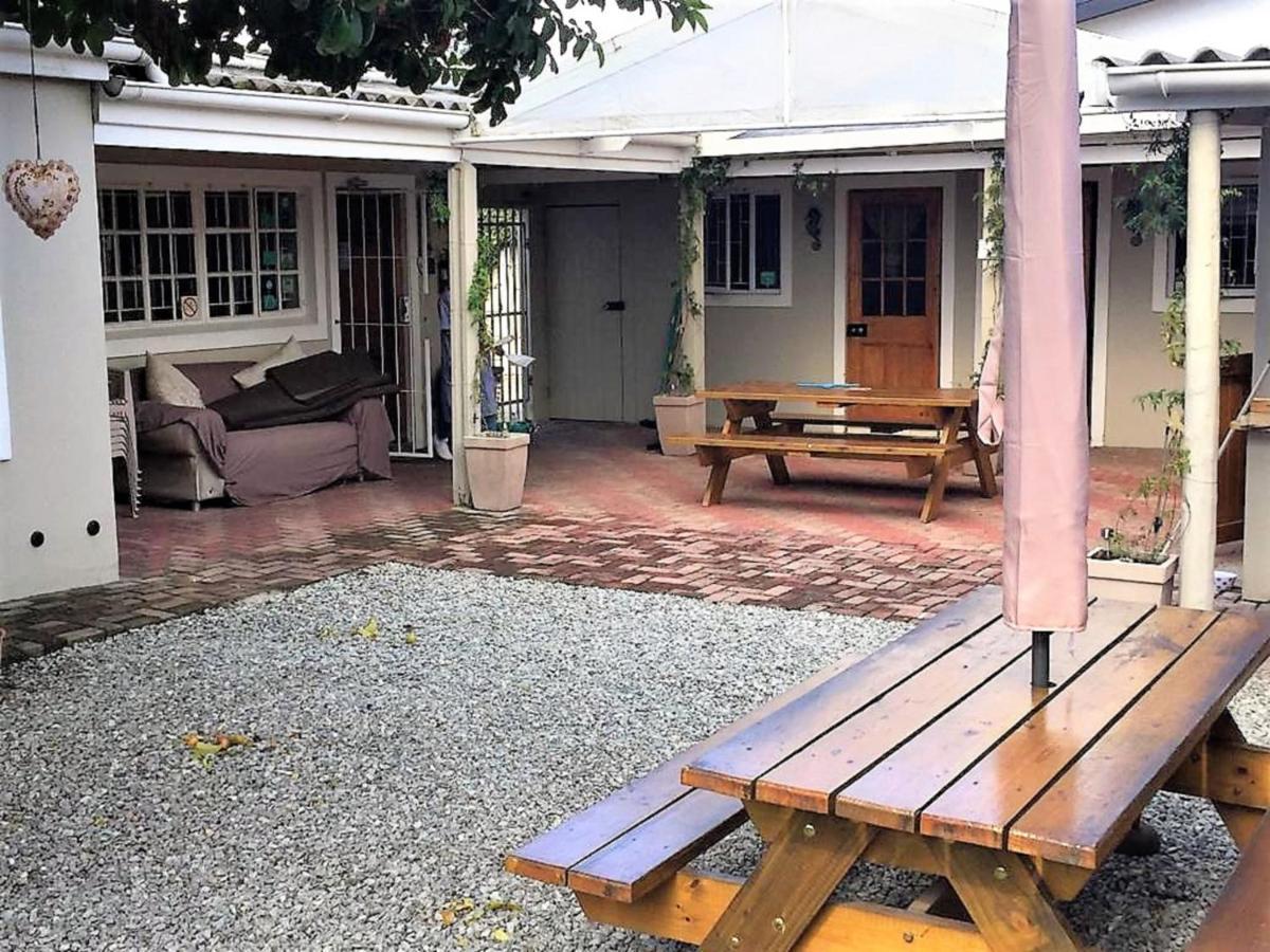 Keedols Inn & Backpackers Knysna Exterior foto